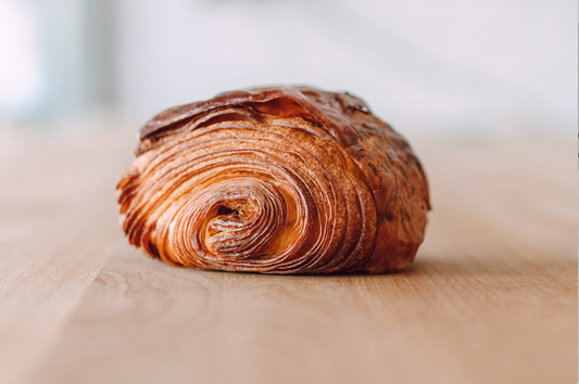 Chocolade croissant (2 stuks)